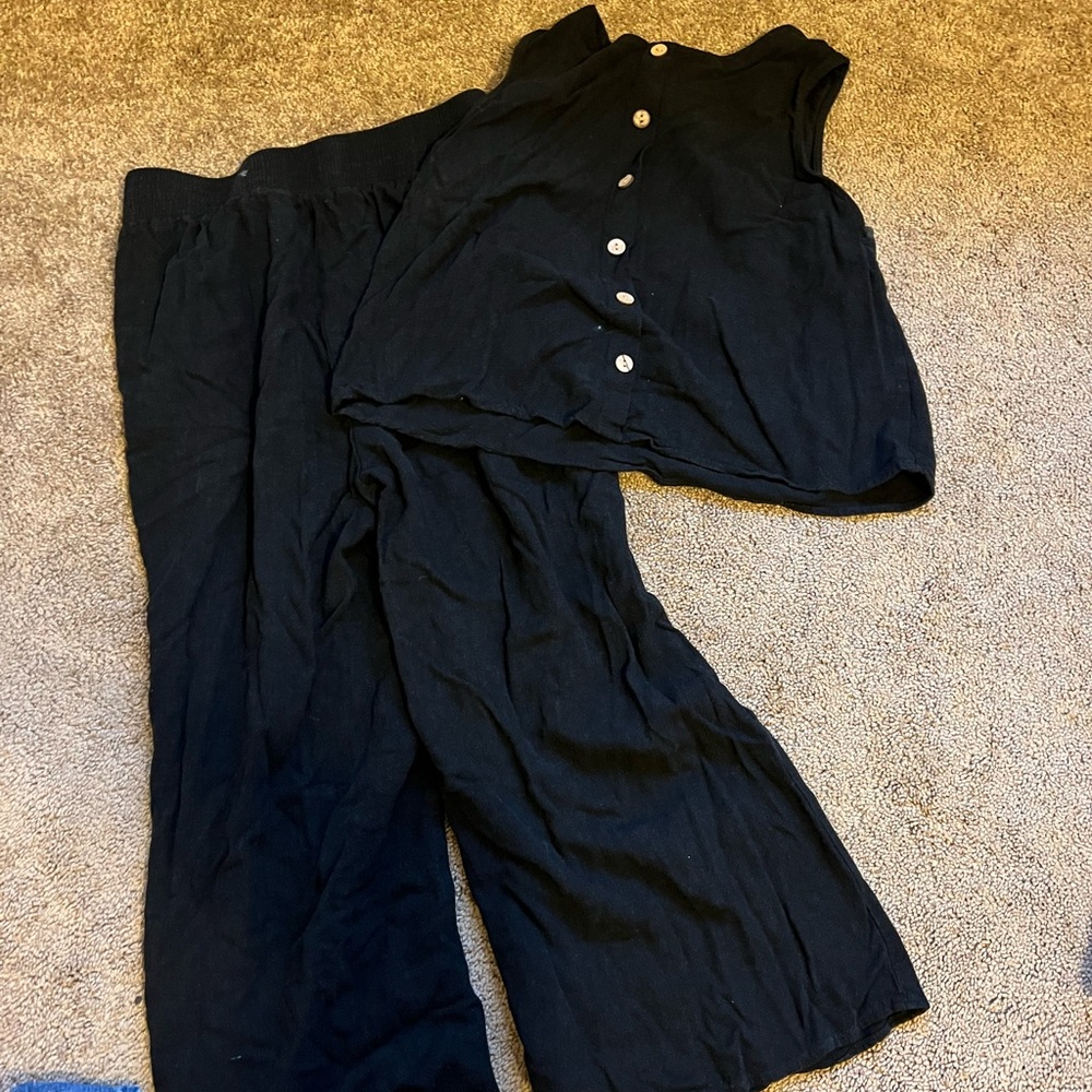 Black Sleeveless Button-Up Jumpsuit
